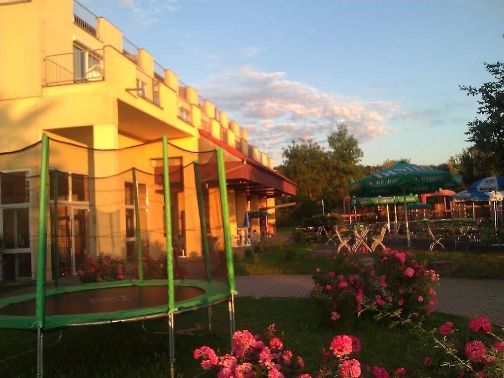 Hotel Seegasthof Zaberfeld Екстериор снимка